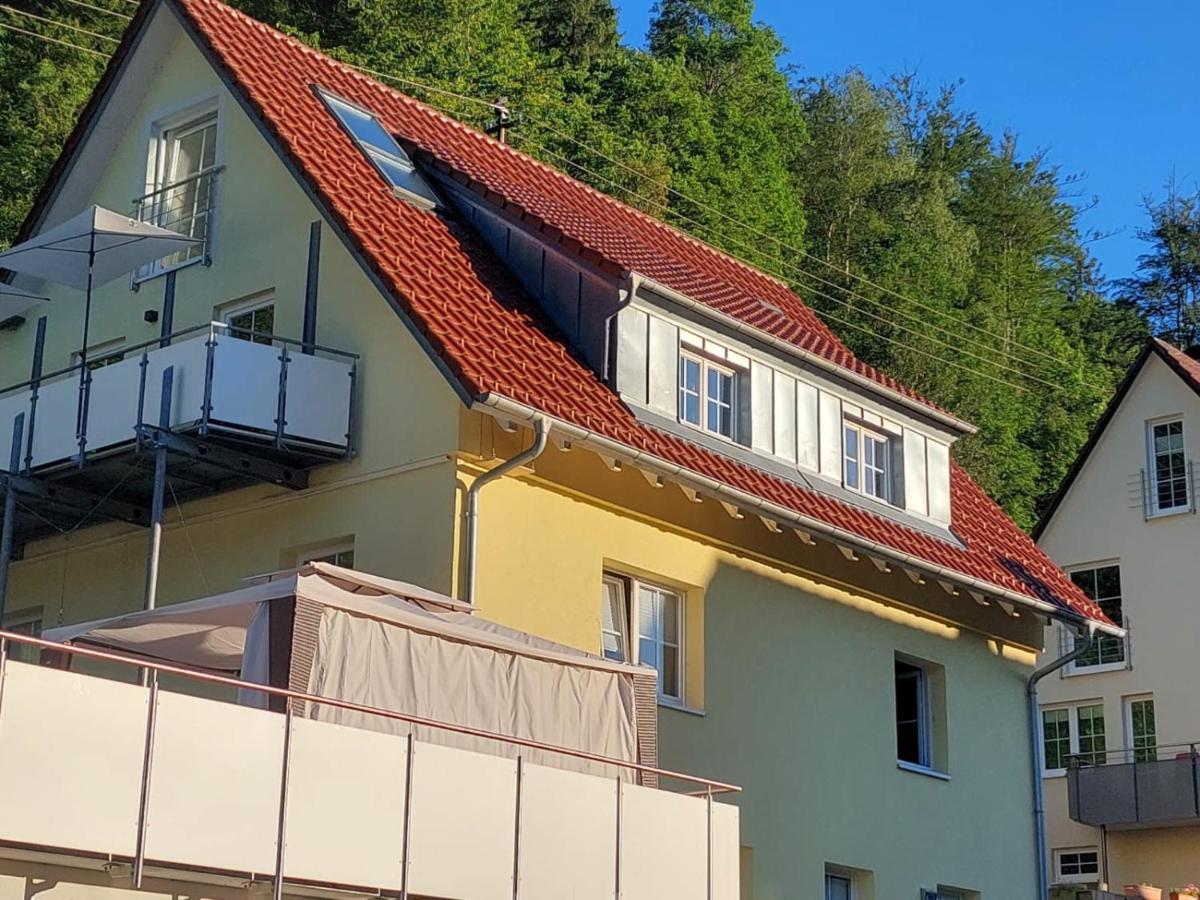 Apartement am Waldrand Bad Wildbad Buitenkant foto
